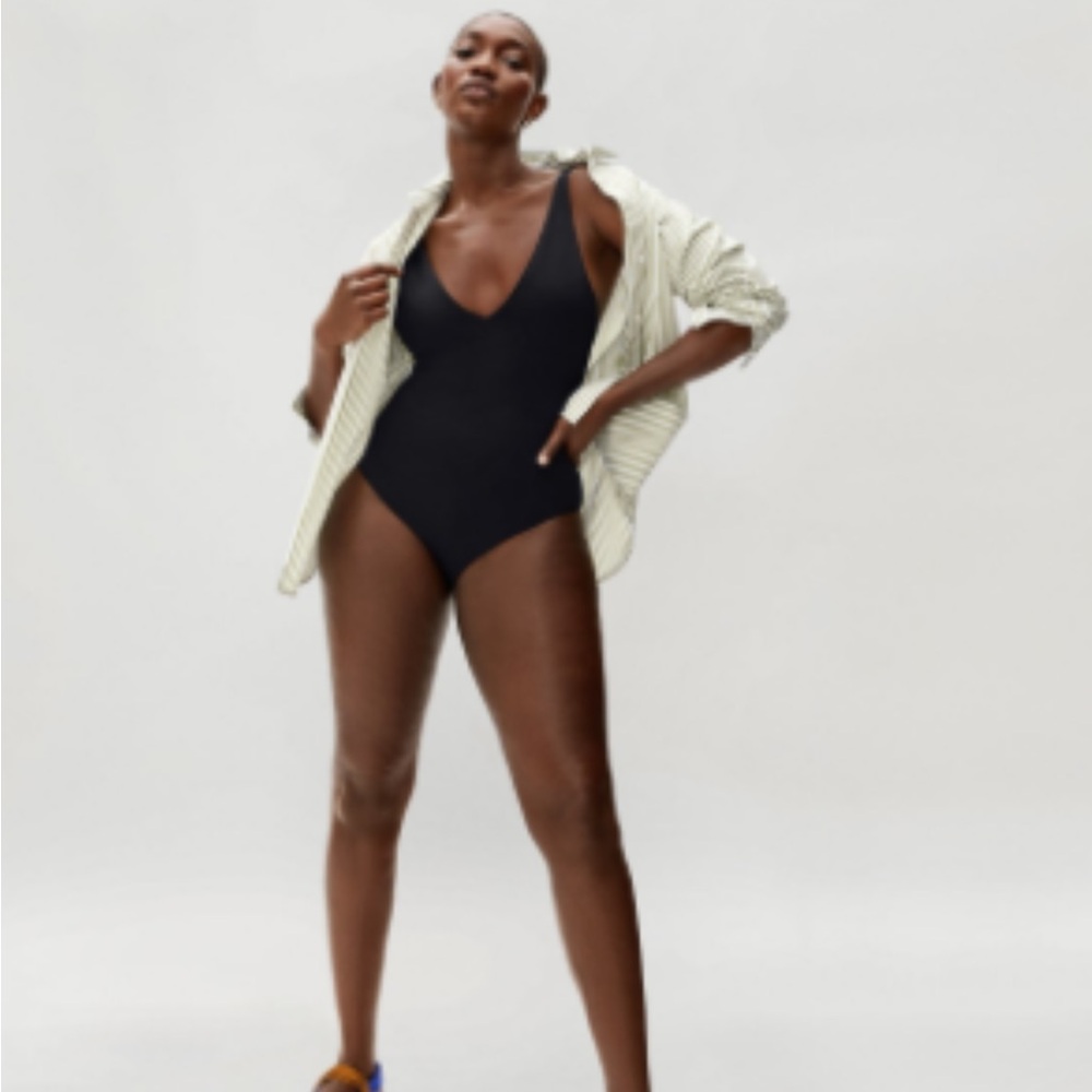 Everlane The V-Neck One Piece Black Swimsuit XXS